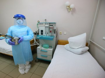 У Франківську померла 56-річна жінка: медики перевіряють підозру на коронавірус