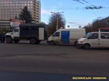 Аварія у Луцьку: зіткнулись дві автівки