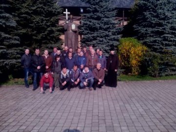 Волинські бійці АТО молилися за  здоров'я в Зимненському монастирі. ФОТО