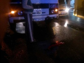 Аварія на Львівській: маршрутка на смерть збила пішохода