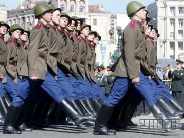 У Києві скасували парад на День Перемоги