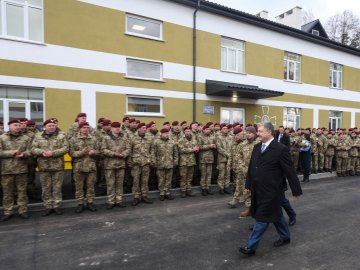 Українські десантники відтепер житимуть в гуртожитках, збудованих за стандартами НАТО