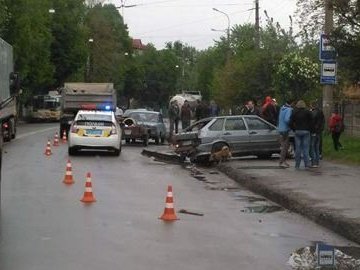 У Луцьку - подвійна аварія на Львівській. ОНОВЛЕНО