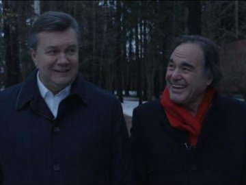 Суд допитає американського режисера, який брав інтерв'ю у Януковича