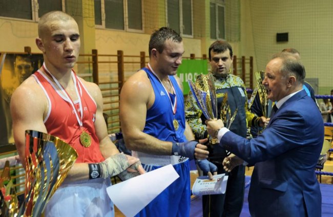 Волинські боксери привезли з міжнародного турніру 6 золотих нагород. ФОТО