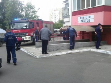 Вибухи біля пунктів міліції у Львові розслідують як теракт