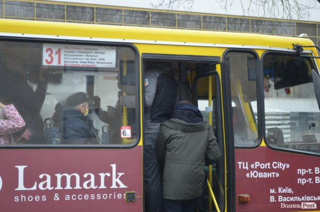 Е-квиток у Луцьку: у громадському транспорті систематично ловитимуть «зайців». ФОТО