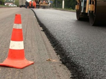 Поблизу Луцька відремонтують автошлях за понад 15 мільйонів