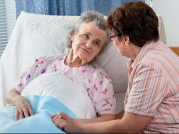 Волинянам розкажуть, як правильно доглядати за лежачим хворим
