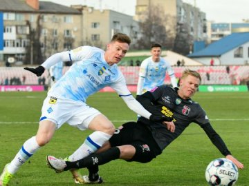 «Динамо» у морозному Луцьку розгромило «Верес»: матч був під загрозою зриву