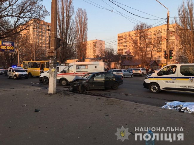В Одесі «євробляха» збила нацгвардійців: є загиблий і багато поранених. ФОТО. ВІДЕО