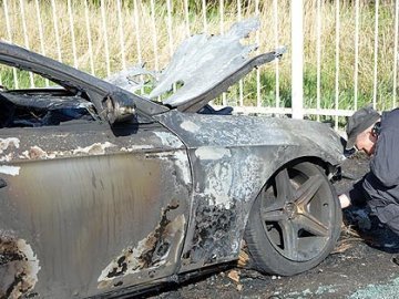 З'явилось відео згорілого у Луцьку «Mercedes-Benz». ВІДЕО