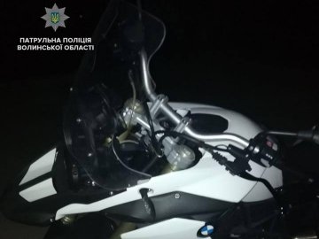 Віз дитину на краденому мотоциклі: у Ковелі затримали п’яного водія
