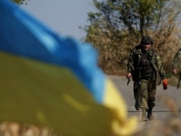 Мешканці прифронтових сіл на Донбасі просять не відводити українські війська