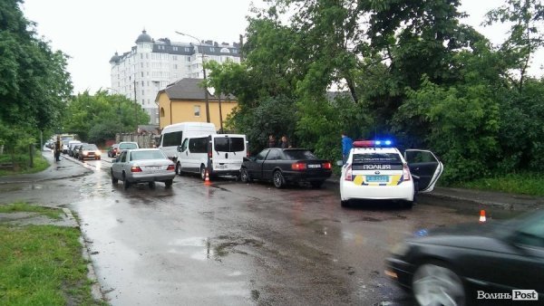 cb-1346772511524867081360531335050831o.j