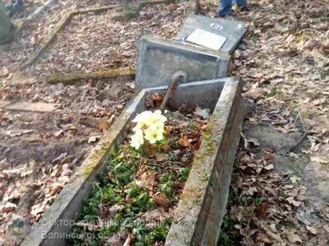 На ковельському кладовищі вандал зруйнував пам’ятник