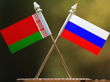 Білорусь змінить договір про кордон з Росією