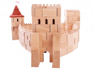 Волиняни у Польщі створили іграшку «Луцький замок»