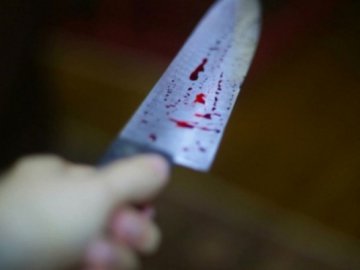 Жінка з Волині встромила ніж у живіт своєму співмешканцеві, чоловік – у лікарні