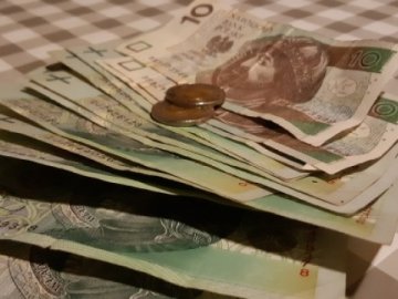 У Польщі роботодавець «кинув» на гроші українських заробітчан