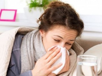 Які продукти не можна вживати під час застуди та грипу