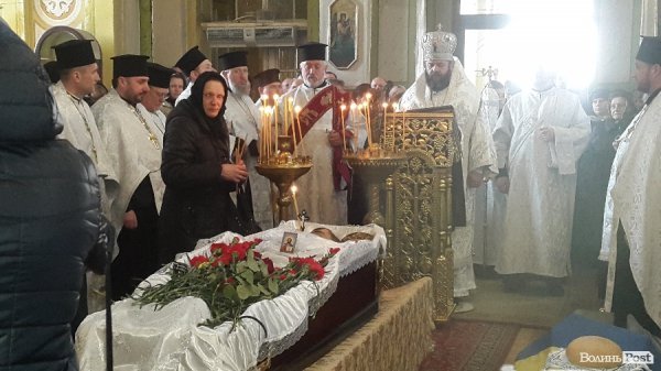 Лучани попрощались із загиблим Героєм Олегом Горкавчуком. ФОТО