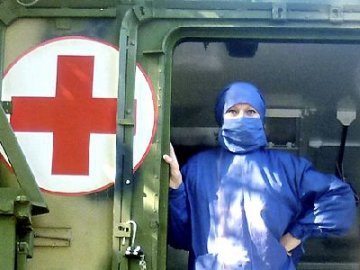 В Україні усі медичні працівники стануть військовозобов’язаними