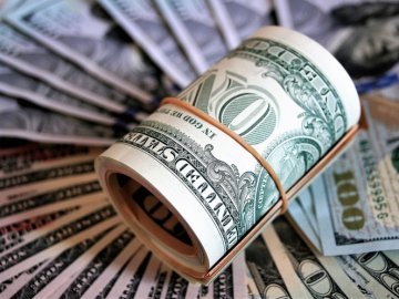 Долар підскочив у ціні: курс валют у Луцьку на 17 липня