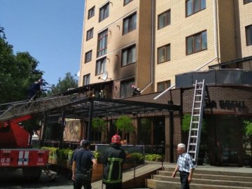 Відомі деталі пожежі у луцькій новобудові, де розташований ресторан «На вогні»