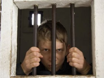 У Любешові проти неповнолітнього крадія відкрили кримінальне провадження