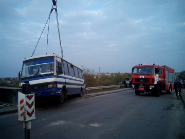 На Рівненщині  перекинувся рейсовий автобус 