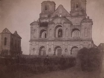 Опублікували 130-річні фото храму у Володимирі