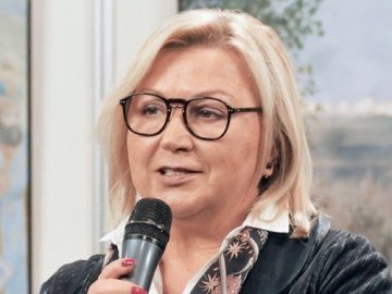 Титул Почесний професор СНУ імені Лесі Українки вручать Ларисі Івшиній