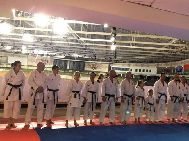 Шестирічна лучанка стала медалісткою на чемпіонаті з карета у Білор... Шестирічна лучанка стала медалісткою на чемпіонаті з карета у Білорусі. ФОТО