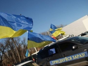 Автомайдан «навідається» до Януковича, Азарова і Рибака