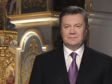 Янукович привітав з Різдвом і закликав шукати шлях до миру