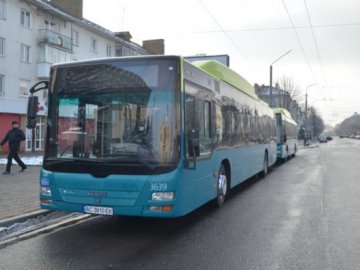 У Луцьку курсуватимуть ще три великі екологічні автобуси. ФОТО