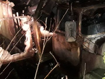 На Львівщині згоріло авто Міноборони, є жертви