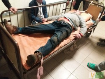 Лаявся і агресивно поводився: у Луцьку знайшли п'яного екс-копа. ФОТО