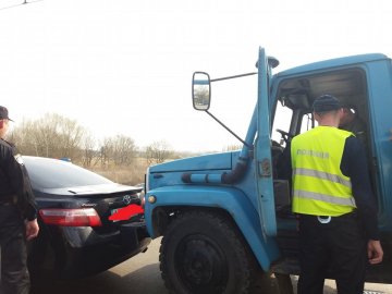 Аварія в Луцьку: військове авто в'їхало в легковик. ФОТО