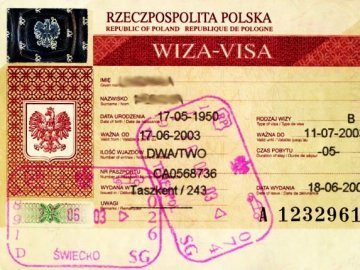 Більшість віз до Польщі видаватиме посередник 