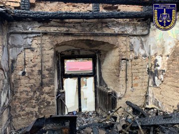 «З вогнем боролись майже три години», – волинські рятувальники про пожежу у госпіталі