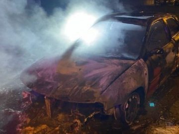 Тіло знайшли біля згорілого авто: у Польщі за дивних обставин загинув українець