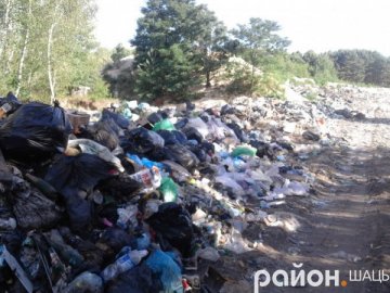 У Шацьку мешканцям заборонили самотужки вивозити сміття на полігон