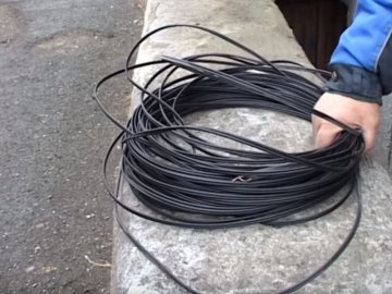 У Володимирі невідомі викрали понад пів кілометра кабелю 