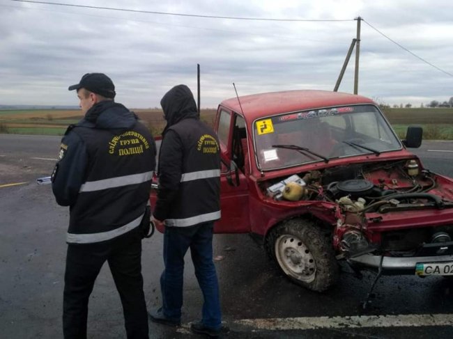 На трасі Рівне-Володимир-Волинський зіткнулися дві автівки: троє постраждалих. ФОТО