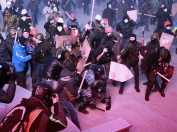У Києві четверо протестувальників у тяжкому стані