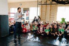 Конкурси, подарунки та грузинська їжа: луцький клуб бойових мистецтв влаштував свято для вихованців