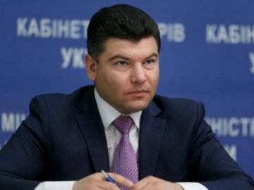 Через корупцію на дорогах звільнили керівника Укртрансбезпеки