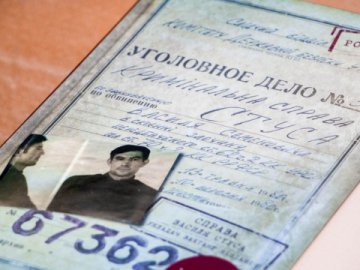 «Справа Стуса»: суд зобов'язав Медведчука сплатити видавництву Vivat майже 300 тисяч